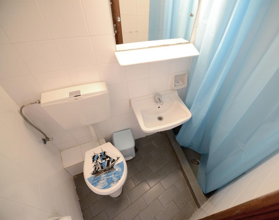 To Gefyraki Rooms Ágios Kírykos Room photo